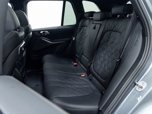 Certified 2024 BMW X5 xDrive40i w/ Premium Package image 23