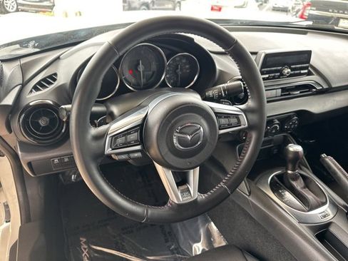 Used 2017 MAZDA MX-5 Miata Sport image 7
