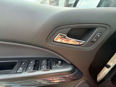 Used 2022 Chevrolet Colorado Z71 AWD/4WD image 30