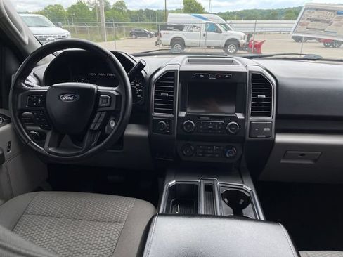 Used 2019 Ford F150 XLT w/ Equipment Group 302A Luxury AWD/4WD image 21