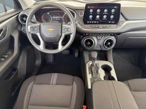 Certified 2025 Chevrolet Blazer LT FWD image 27