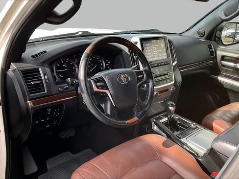 Used 2021 Toyota Land Cruiser AWD/4WD image 18