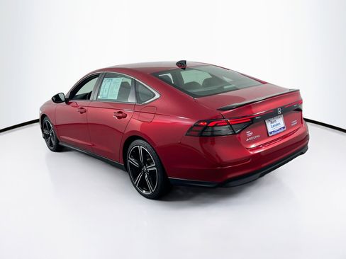 Used 2025 Honda Accord Sport image 7