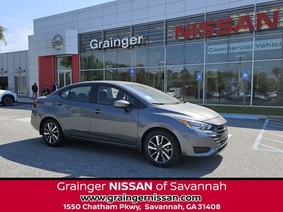 New 2025 Nissan Versa SV w/ Trunk Package
