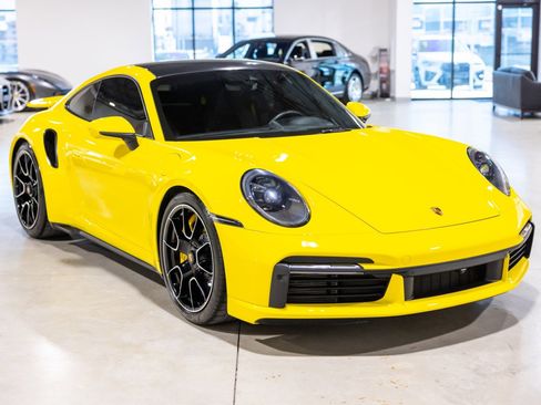 Used 2021 Porsche 911 Turbo S image 10