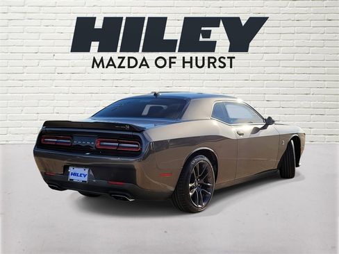 Used 2022 Dodge Challenger R/T Scat Pack image 5