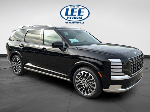 New 2026 Hyundai Palisade Calligraphy FWD image 1