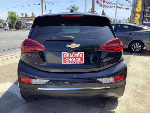 Used 2017 Chevrolet Bolt Premier w/ Driver Confidence II Package FWD image 7