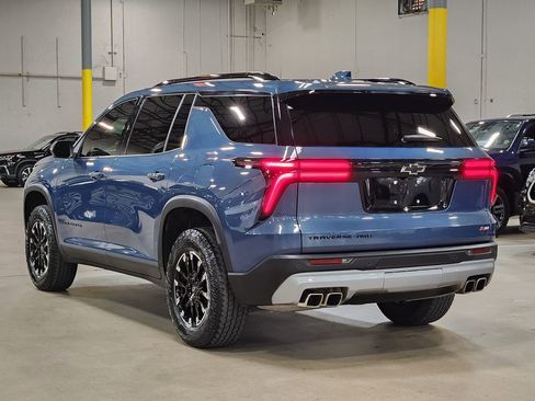 Used 2024 Chevrolet Traverse Z71 AWD/4WD image 10