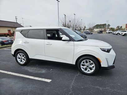 Used 2024 Kia Soul LX w/ Option Group 015