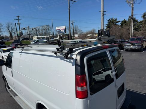 Used 2020 Chevrolet Express 2500 w/ Driver Convenience Package image 39