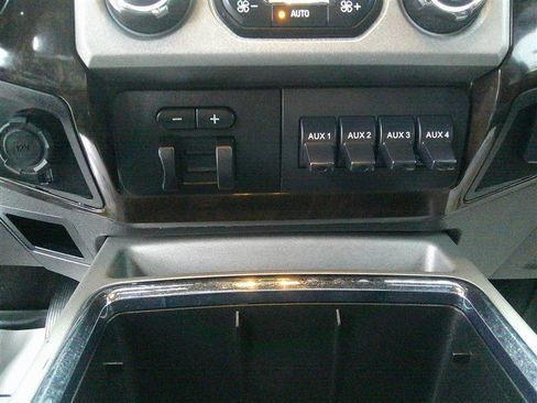 Used 2015 Ford F350 Platinum image 15