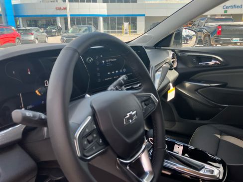 New 2026 Chevrolet Trax ACTIV w/ Driver Confidence Package FWD image 9