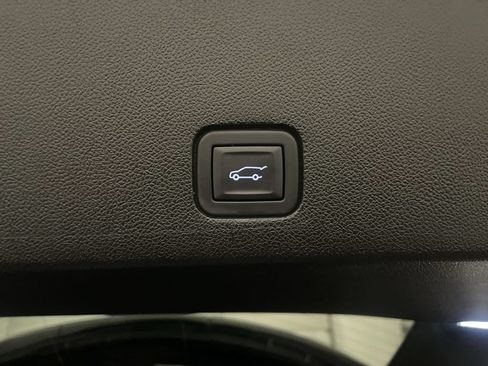 Used 2024 Cadillac XT6 Premium Luxury w/ LPO, Floor Liner Package FWD image 32