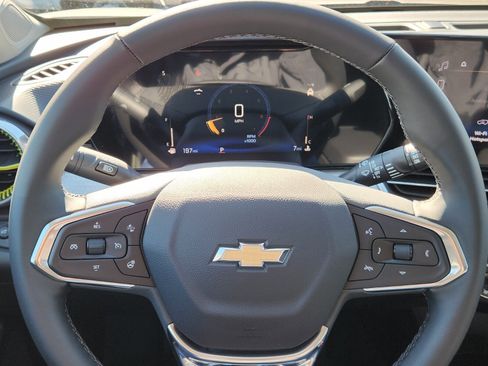 New 2026 Chevrolet Trax LT w/ Driver Confidence Package image 14