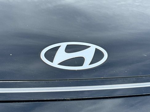 Used 2024 Hyundai Kona SEL AWD/4WD image 8