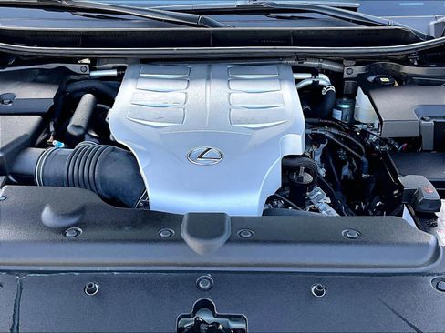 Used 2023 Lexus GX 460 Premium w/ Premium Package image 31