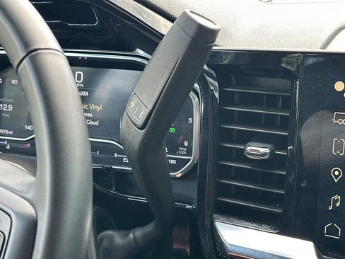 Used 2024 GMC Sierra 1500 SLT image 22