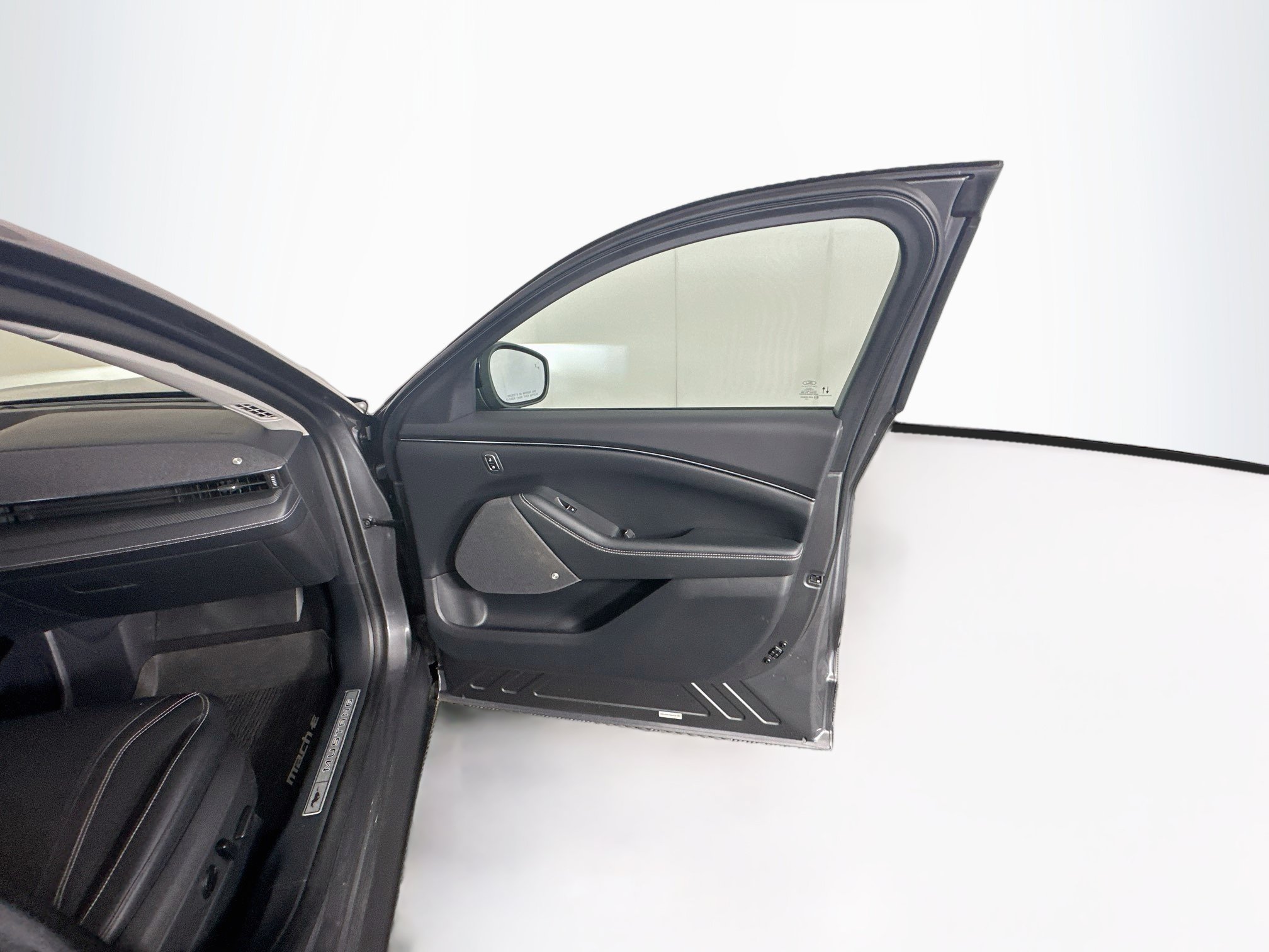 Used 2023 Ford Mustang Mach-E Premium RWD image 32