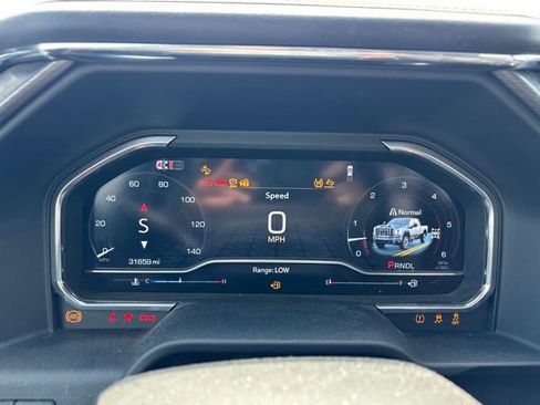 Certified 2024 GMC Sierra 3500 Denali Ultimate AWD/4WD image 9