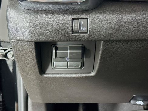 New 2026 GMC Canyon Elevation w/ Convenience Package RWD image 10