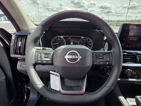 New 2026 Nissan Pathfinder SV AWD/4WD image 14