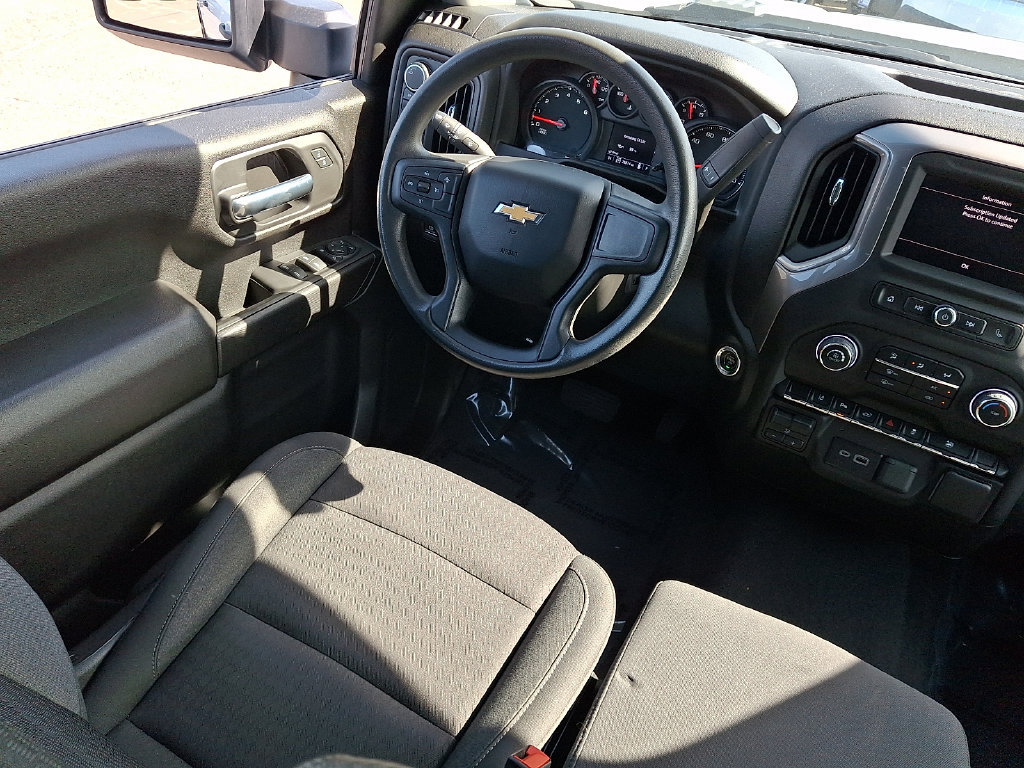 Used 2024 Chevrolet Silverado 2500 Custom w/ Custom Value Package AWD/4WD image 15