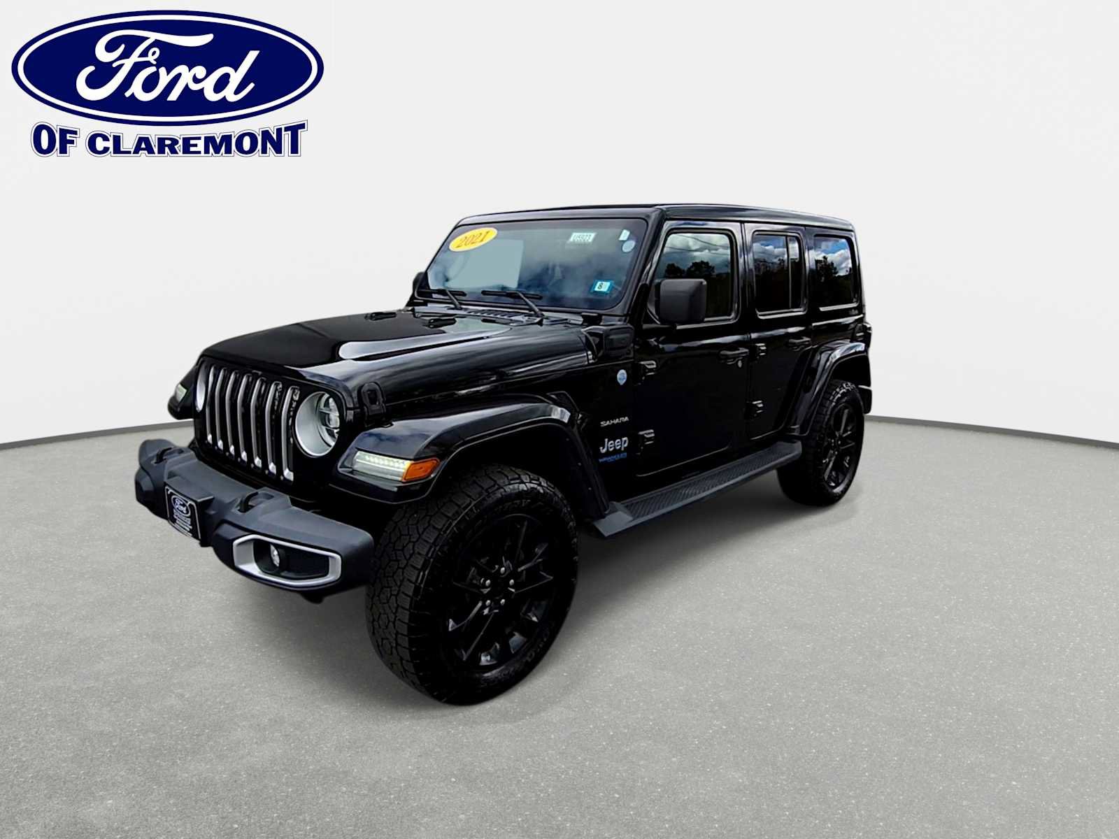 Used 2021 Jeep Wrangler Unlimited Sahara w/ Cold Weather Group AWD/4WD image 4