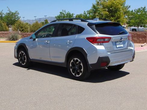 Certified 2022 Subaru Crosstrek 2.0i Premium w/ Moonroof Package AWD/4WD image 6