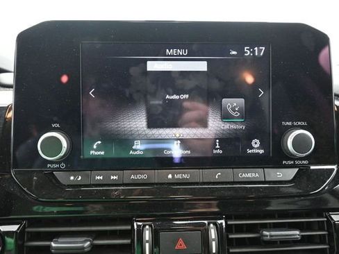 Used 2025 Nissan Pathfinder SV AWD/4WD image 18