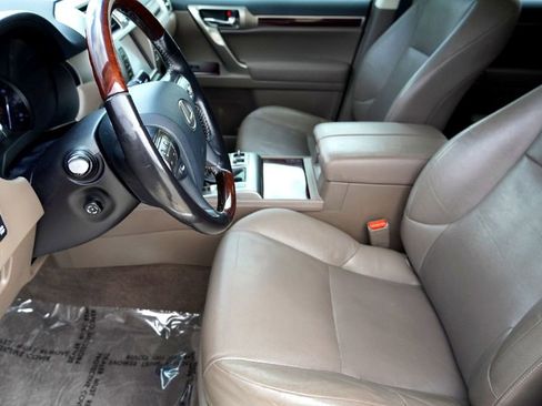 Used 2017 Lexus GX 460 image 11