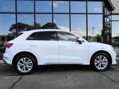 Used 2024 Audi Q3 2.0T Premium AWD/4WD image 4