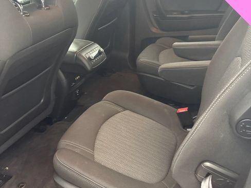 Used 2016 Chevrolet Traverse LT w/ Traveler's Package FWD image 16