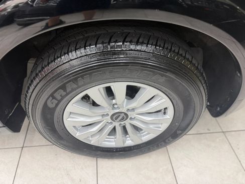 Used 2021 Nissan Armada SV RWD image 36