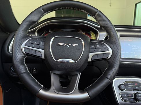 Used 2015 Dodge Challenger SRT Hellcat image 44