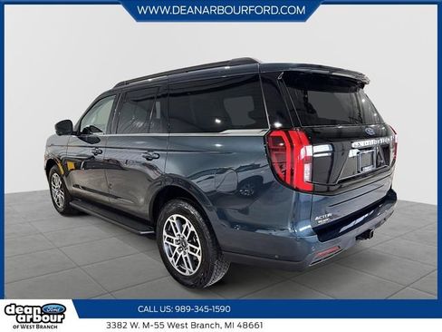 Certified 2025 Ford Expedition Active AWD/4WD image 4