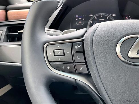 Certified 2025 Lexus ES 350 w/ Premium Package FWD image 24