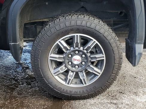 Used 2024 GMC Sierra 1500 AT4 w/ AT4 Preferred Package image 34