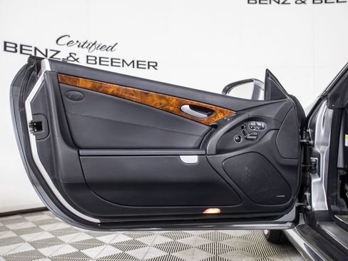 Used 2011 Mercedes-Benz SL 63 AMG image 22