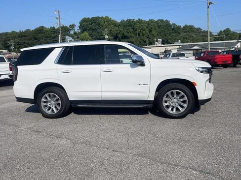 Used 2022 Chevrolet Tahoe Premier AWD/4WD image 2