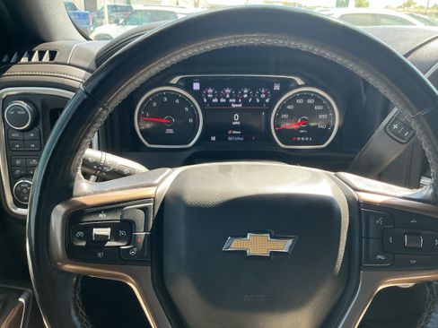 Certified 2022 Chevrolet Silverado 2500 High Country w/ Z71 Off-Road Package AWD/4WD image 10