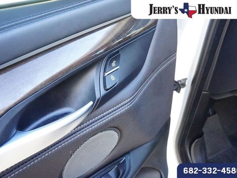 Used 2018 BMW X6 xDrive50i w/ Premium Package image 18