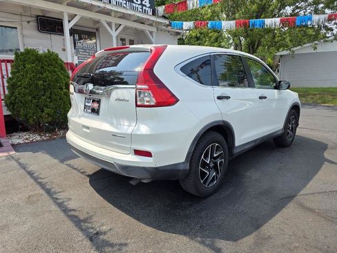 Used 2016 Honda CR-V SE image 6