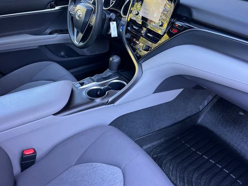 Certified 2021 Toyota Camry LE FWD image 15