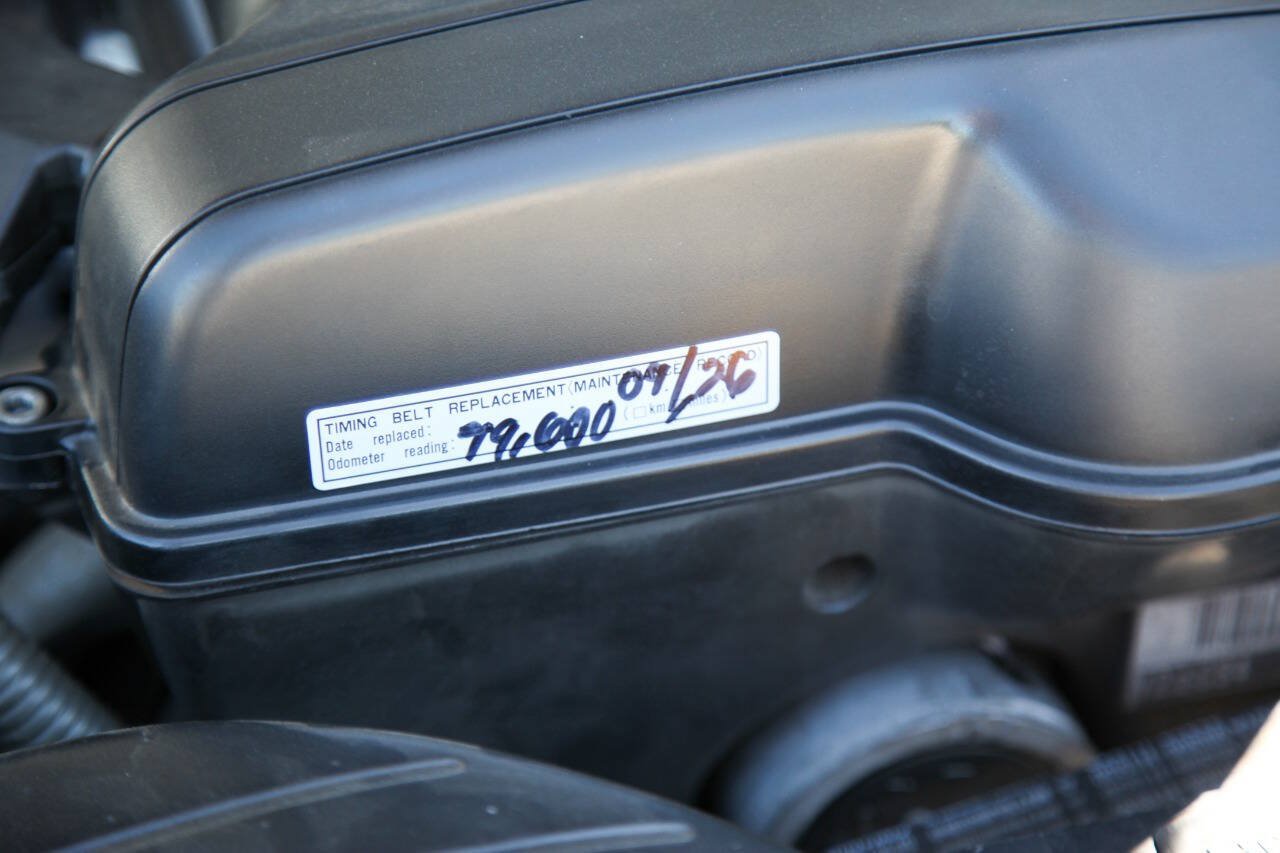 Used 2001 Lexus IS 300 w/ Leather Trim Pkg RWD image 83