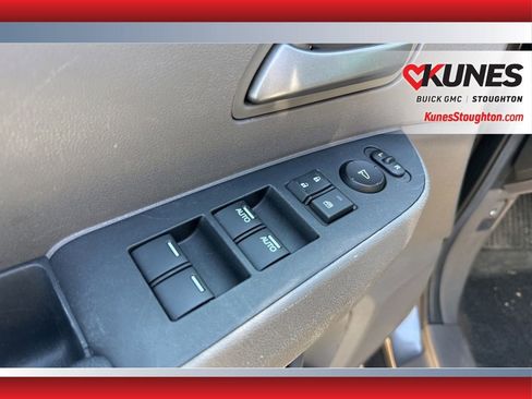Used 2011 Honda Odyssey EX-L image 17