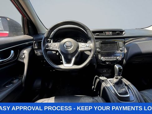 Used 2019 Nissan Rogue Sport SL FWD image 11