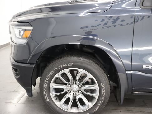 Used 2019 RAM 1500 Laramie AWD/4WD image 35