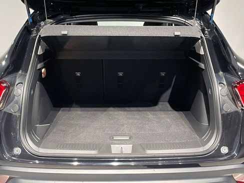 Used 2024 Chevrolet Trax LT image 5