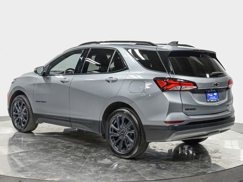 Used 2024 Chevrolet Equinox RS image 4
